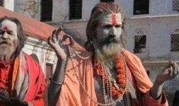 91年老阿姨在郑成功雕像直播,深情讲述历史故事