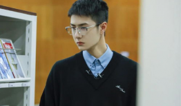 吃瓜爆料王一博杨紫,吃瓜群众热议恋情真相